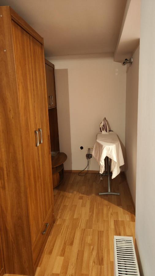 Saray Downtown Apartment Private Parking Free Wifi Sarajevo Bagian luar foto
